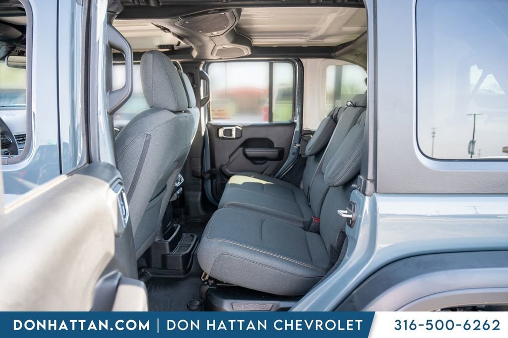 Used 2024 Jeep Wrangler Unlimited image 24