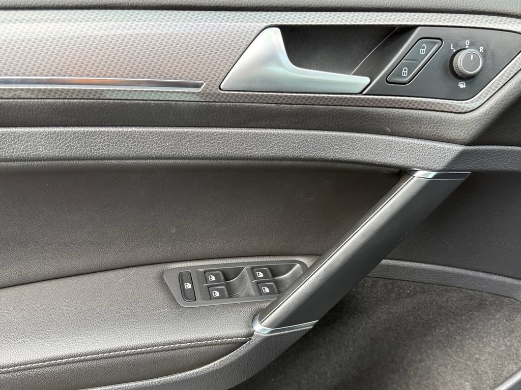 Used 2019 Volkswagen Golf Alltrack SEL AWD/4WD image 11