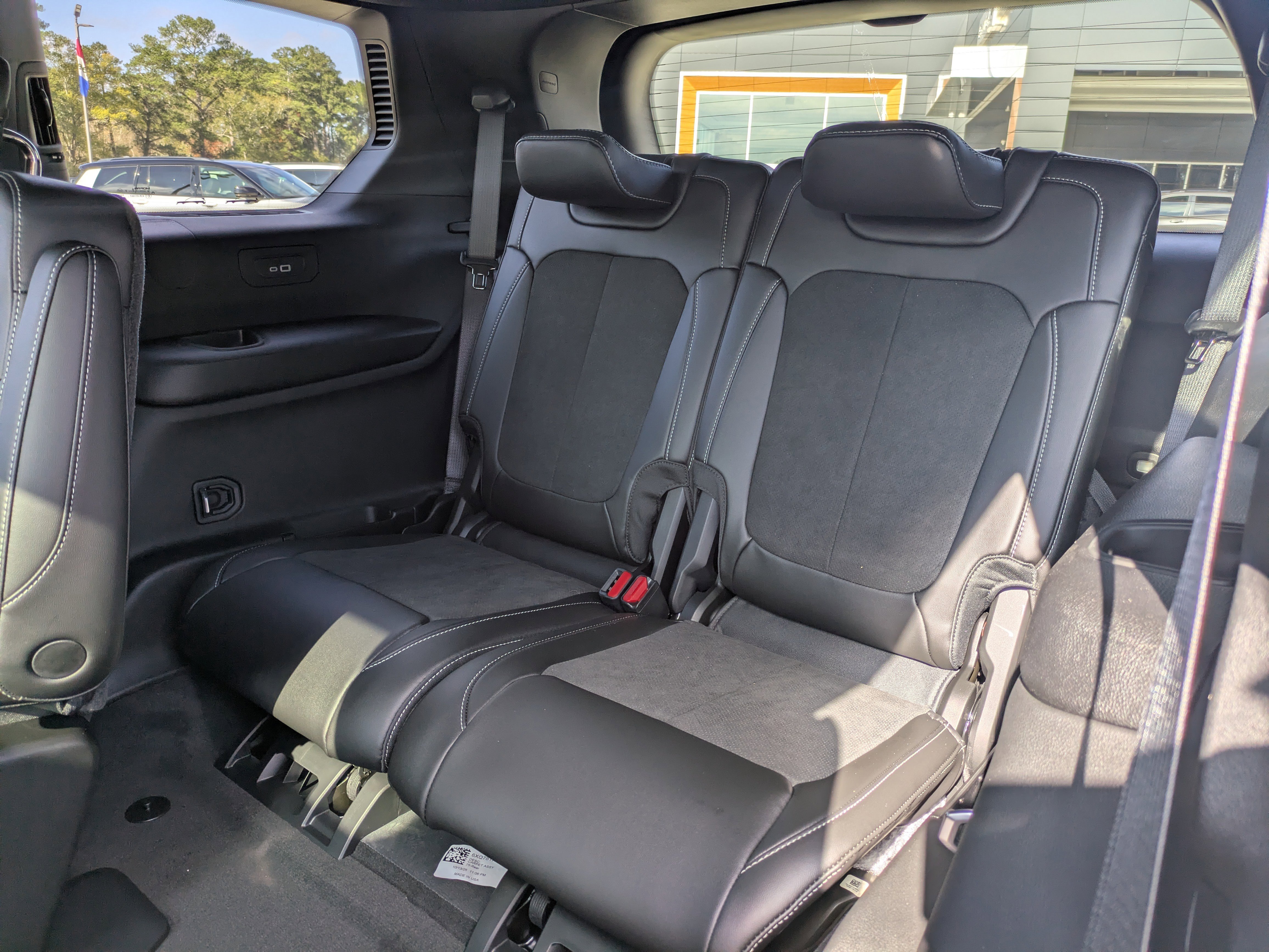 New 2025 Jeep Grand Cherokee L Altitude image 13