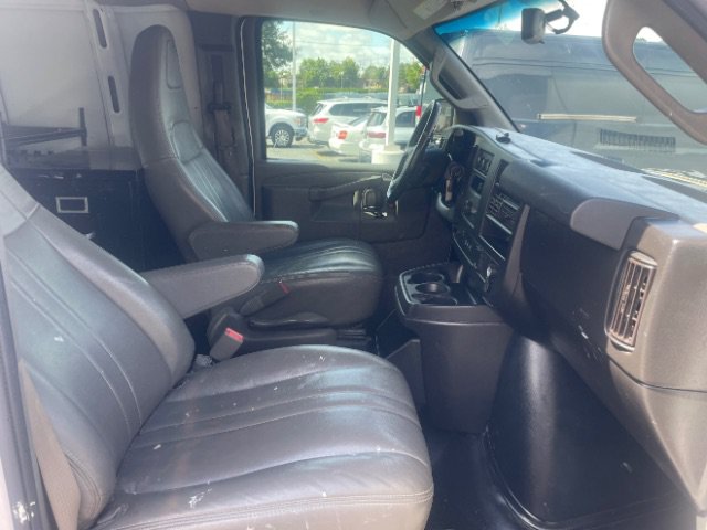 Used 2021 Chevrolet Express 2500 w/ Driver Convenience Package RWD image 15