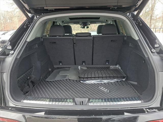 Certified 2025 Audi Q5 Premium w/ Convenience Package image 29