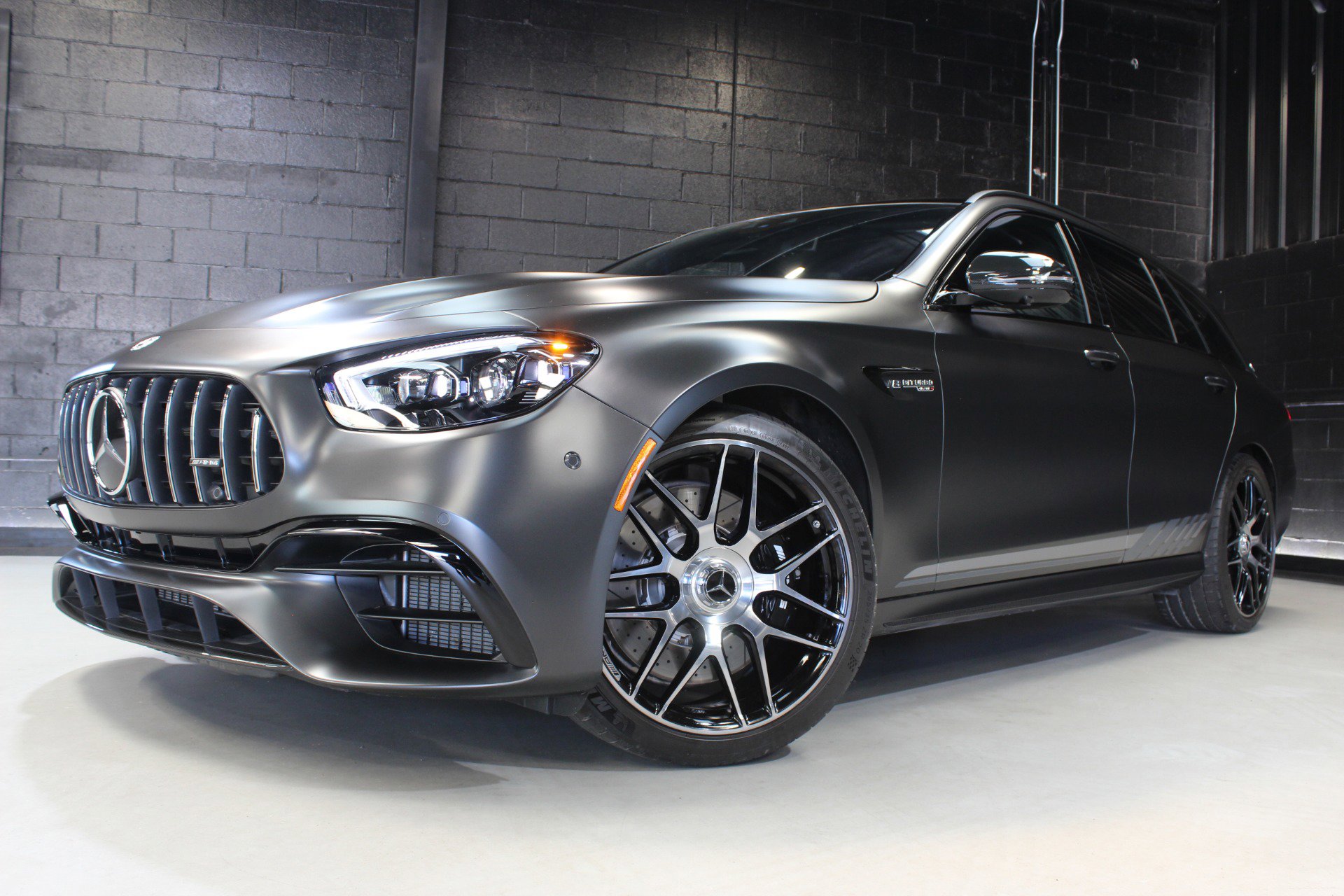 Used 2023 Mercedes-Benz E 63 AMG S image 4