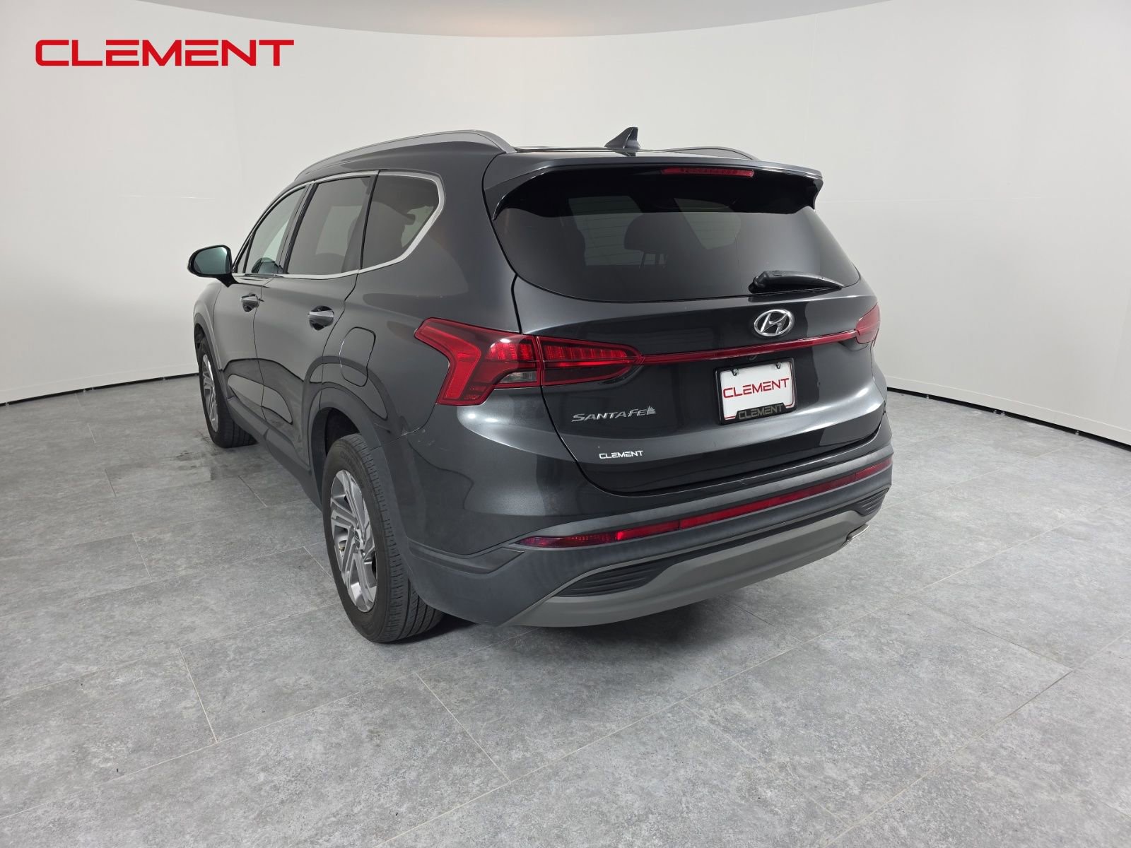 Used 2023 Hyundai Santa Fe SEL image 8