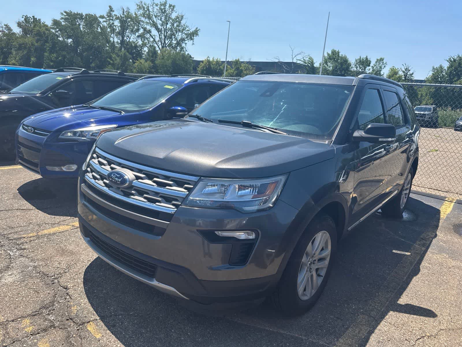 Used 2018 Ford Explorer XLT w/ Equipment Group 201A AWD/4WD image 20