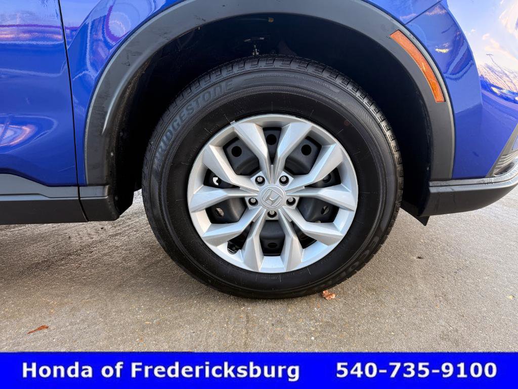 Certified 2025 Honda CR-V LX image 13