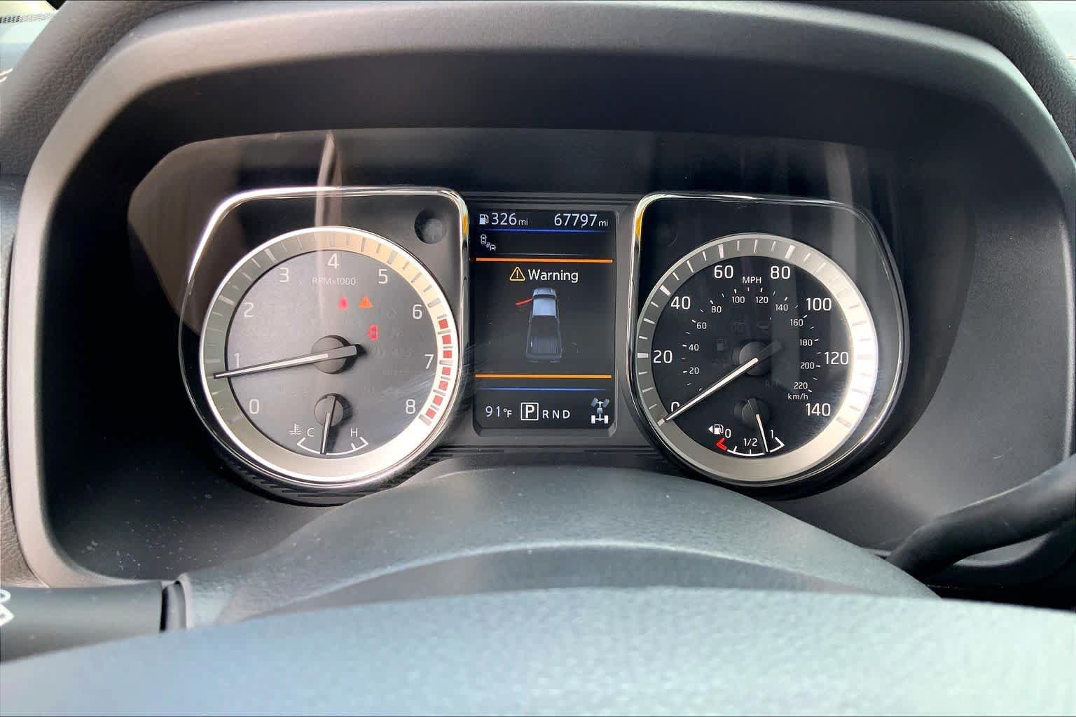 Used 2019 Nissan Titan PRO-4X w/ Pro-4x Convenience Package AWD/4WD image 26