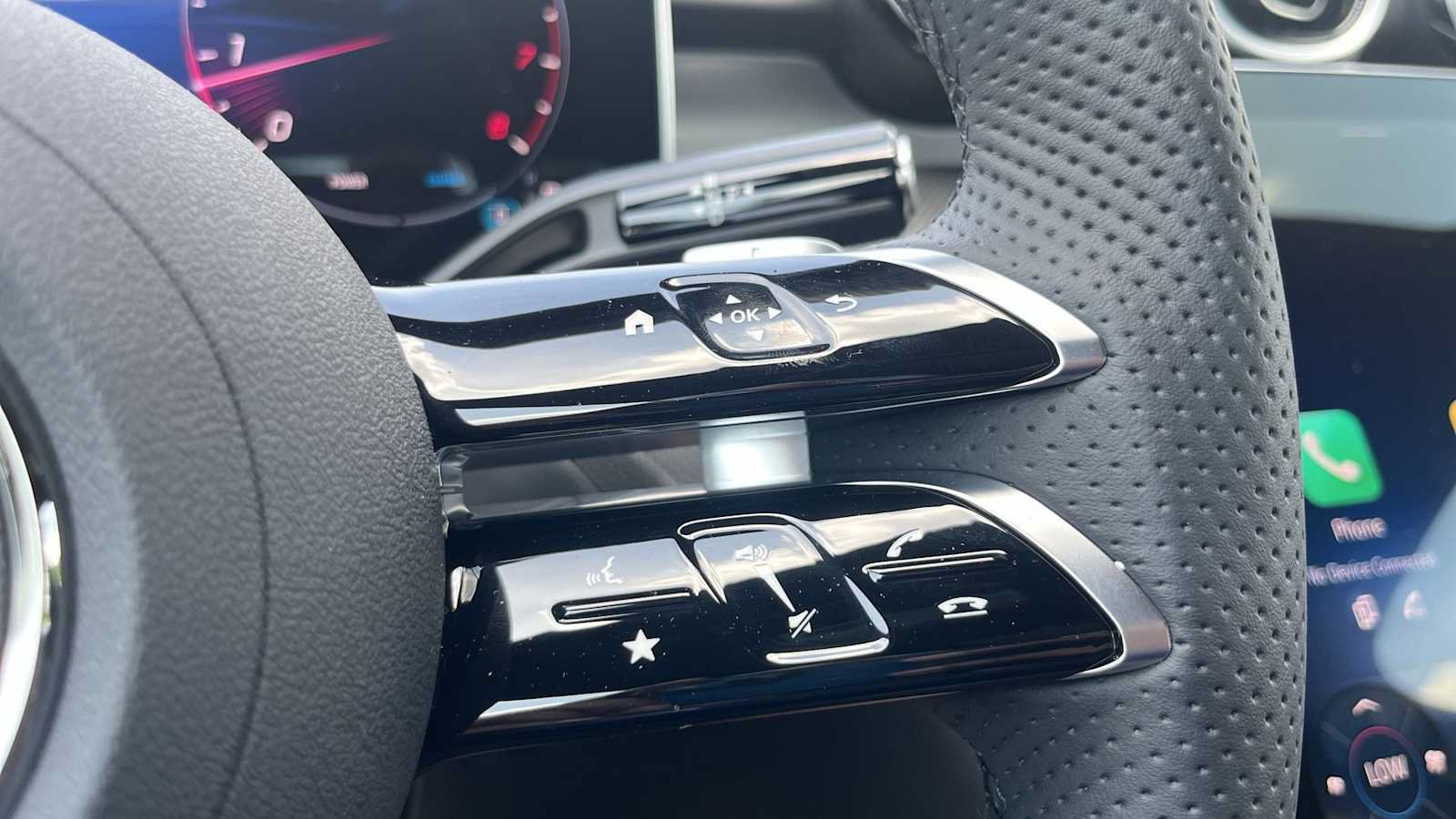 New 2026 Mercedes-Benz C 300 4MATIC Sedan image 38