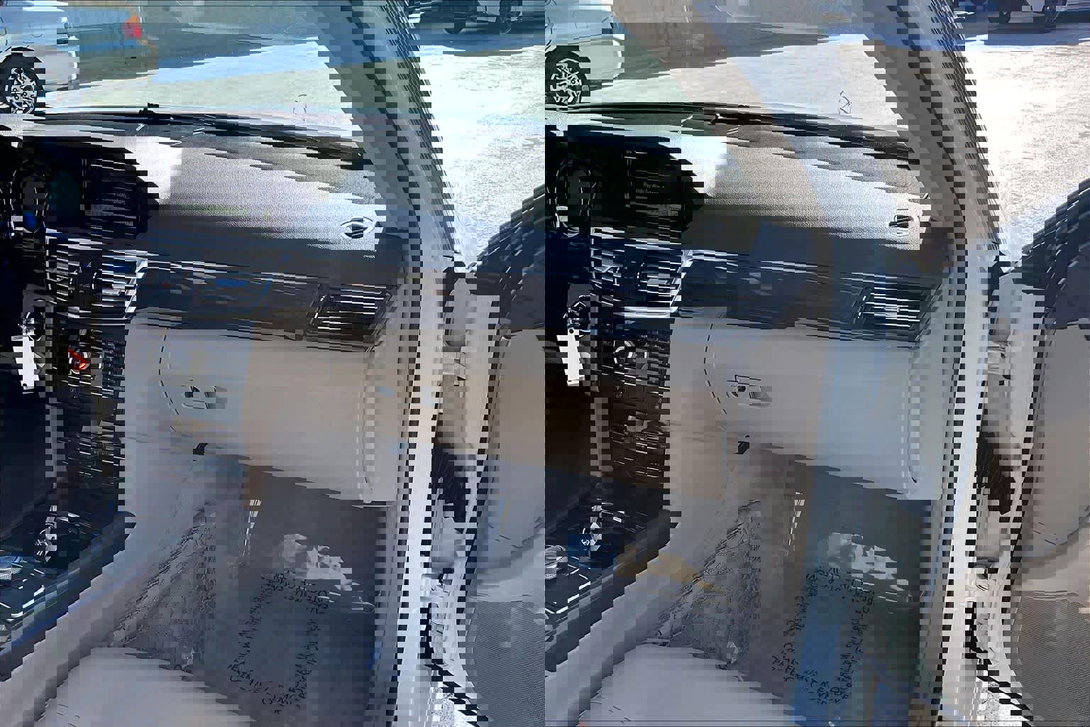 Used 2011 Mercedes-Benz E 350 Sedan image 17