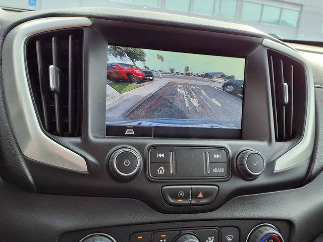 Used 2024 GMC Terrain SLT image 6