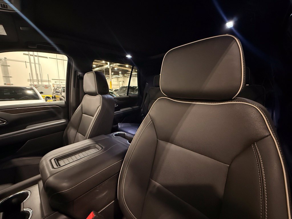 Used 2023 Chevrolet Tahoe Premier w/ Texas Edition RWD image 20