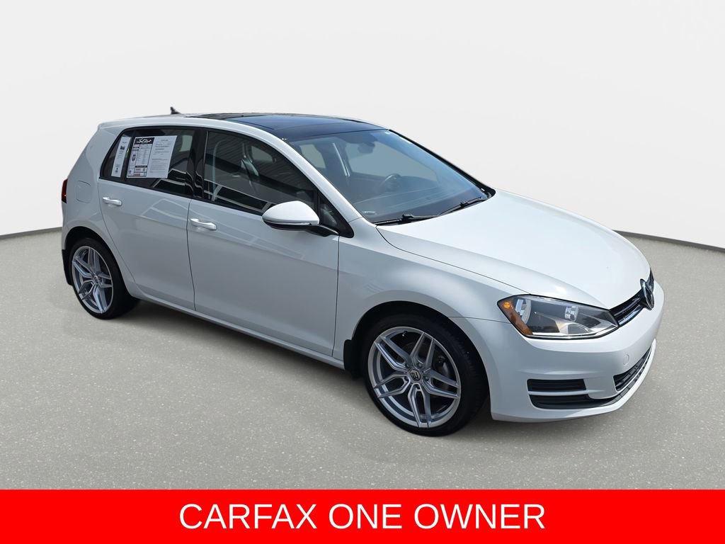 Used 2017 Volkswagen Golf Wolfsburg Edition image 3