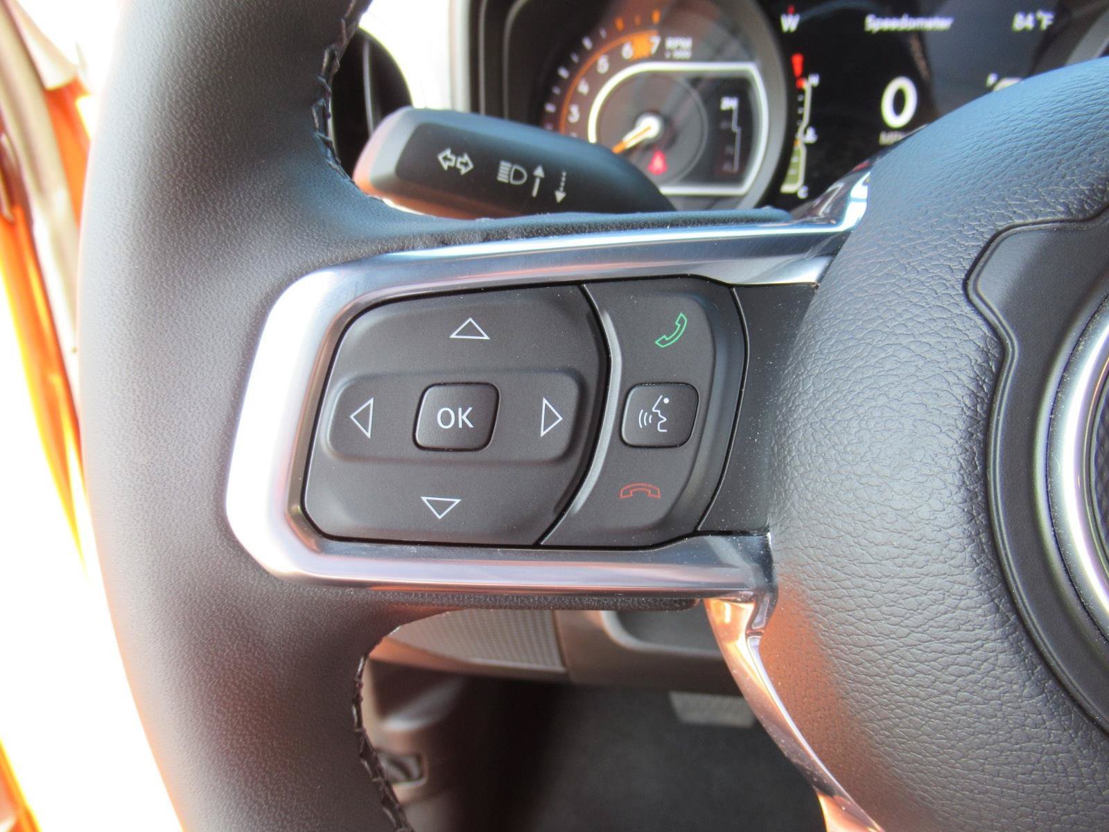 Used 2025 Jeep Wrangler Unlimited Sahara AWD/4WD image 23