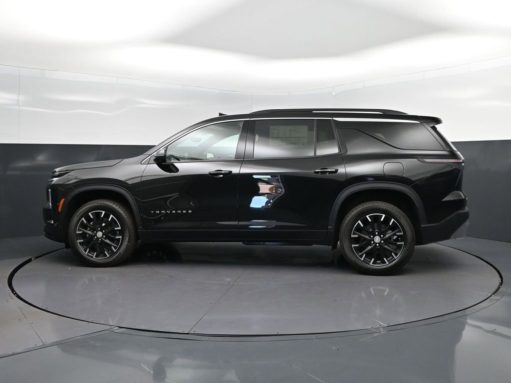 New 2026 Chevrolet Traverse LT w/ Sun and Wheel Package FWD image 4
