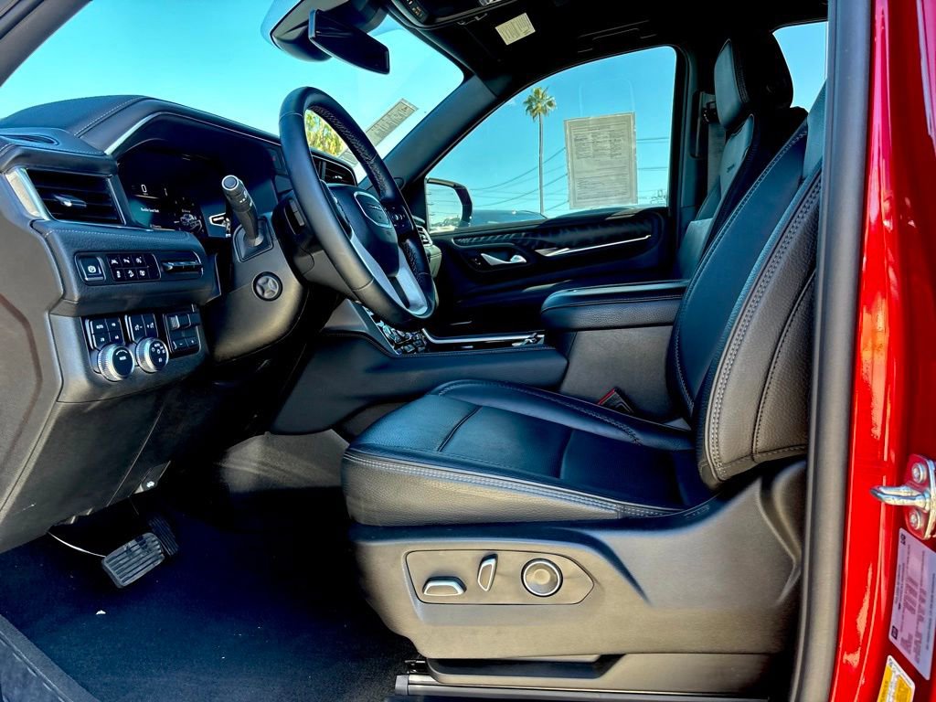 Used 2024 GMC Yukon XL Denali w/ Max Trailering Package image 13
