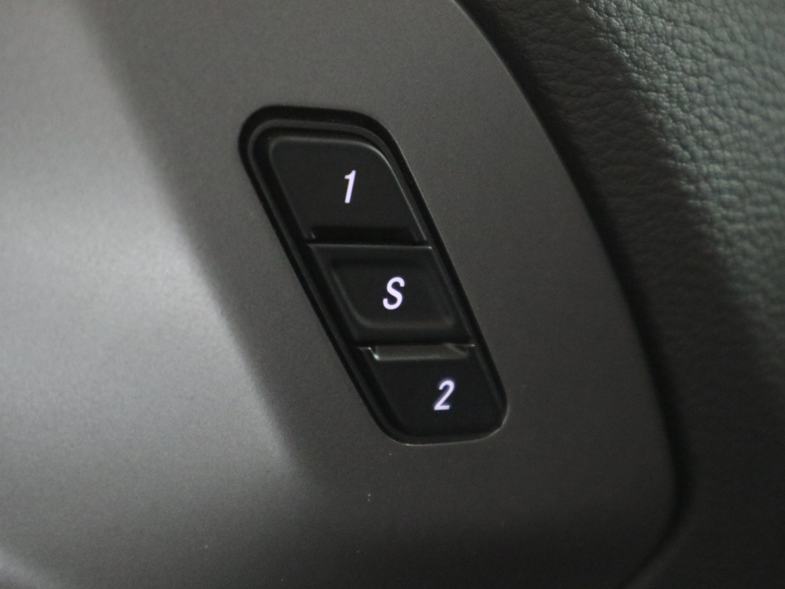 New 2026 Chrysler Pacifica Select image 36