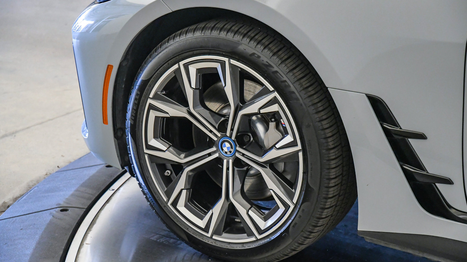 Certified 2024 BMW i4 eDrive35 w/ M Sport Package RWD image 10