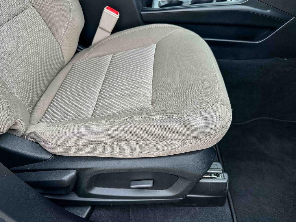 Used 2022 Ford Explorer XLT RWD image 25