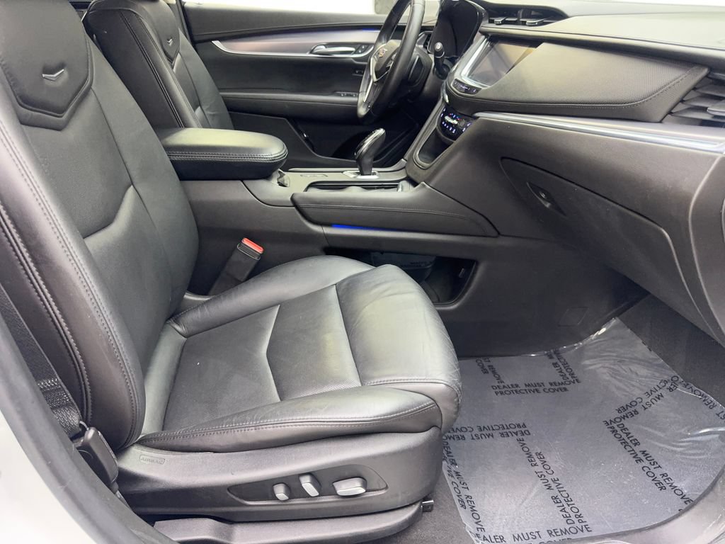 Used 2019 Cadillac XT5 Premium Luxury FWD image 45