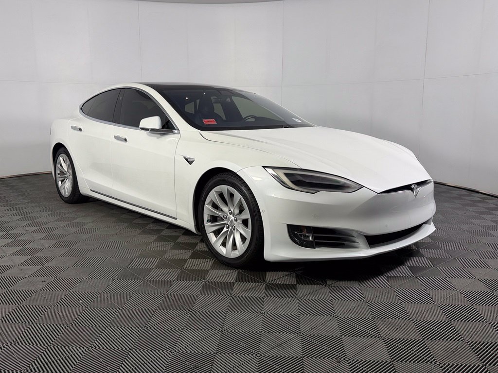 Used 2020 Tesla Model S Long Range AWD/4WD image 3