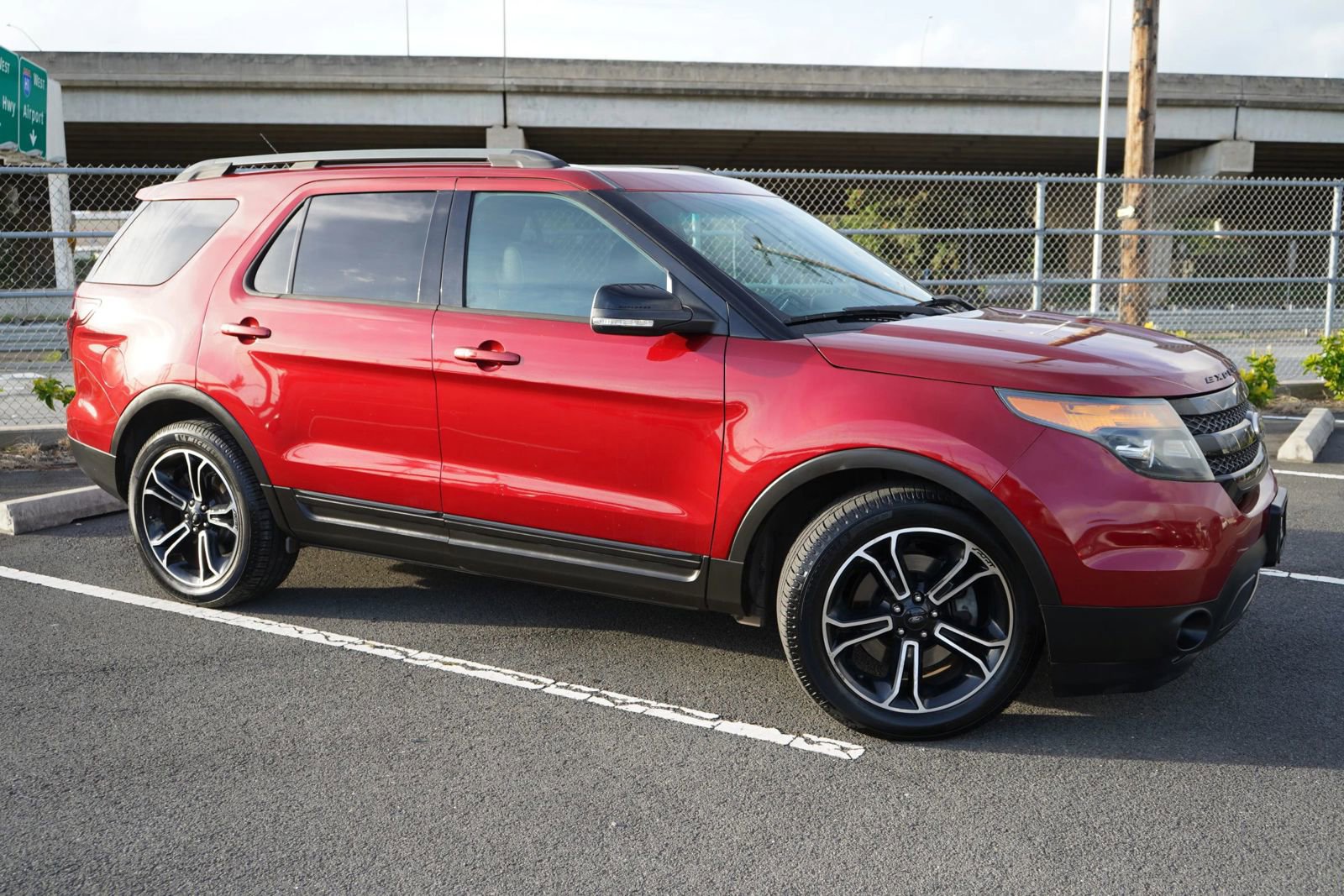 Used 2015 Ford Explorer Sport w/ Equipment Group 401A image 5