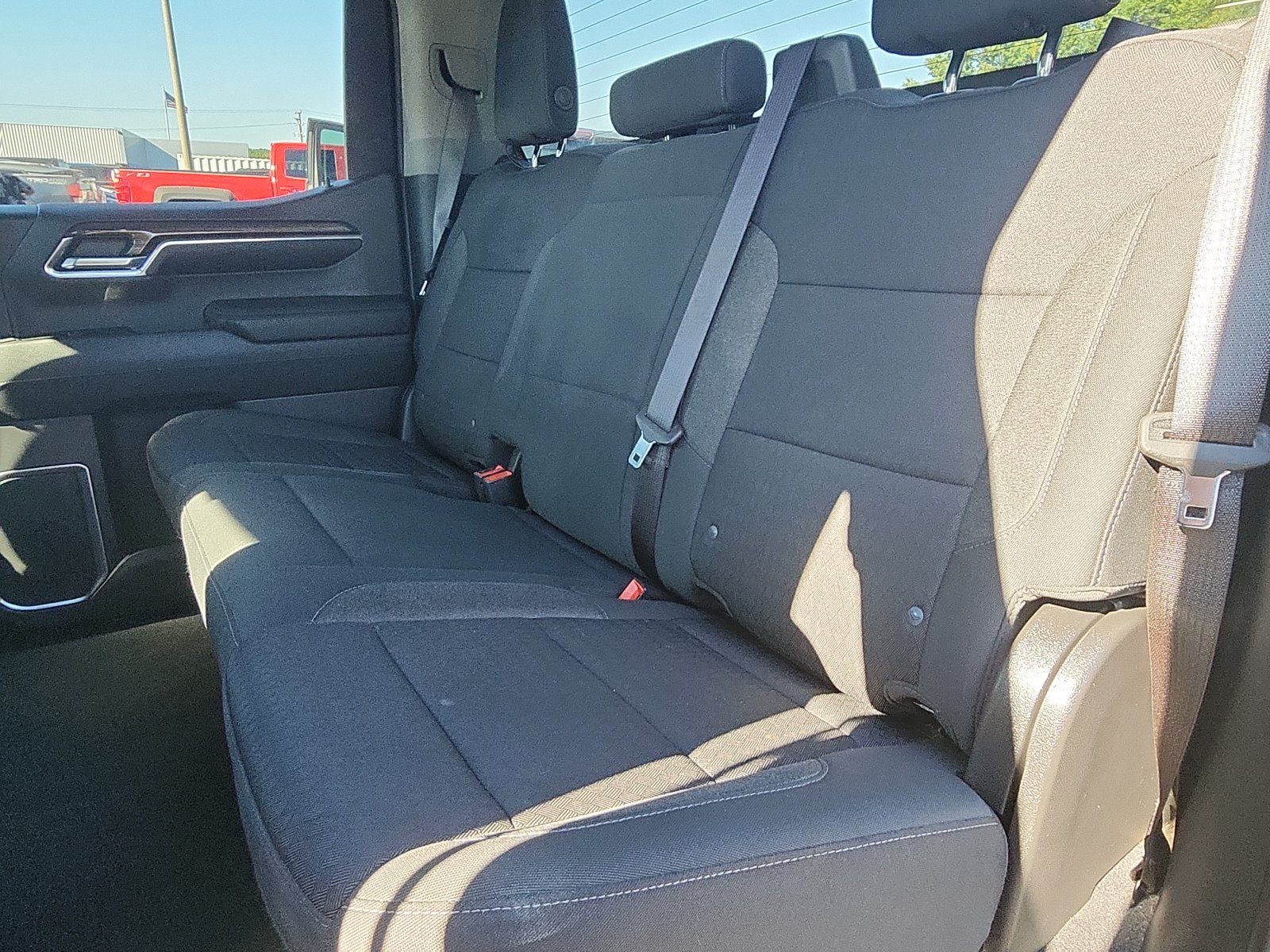 Used 2023 Chevrolet Silverado 1500 LT AWD/4WD image 22