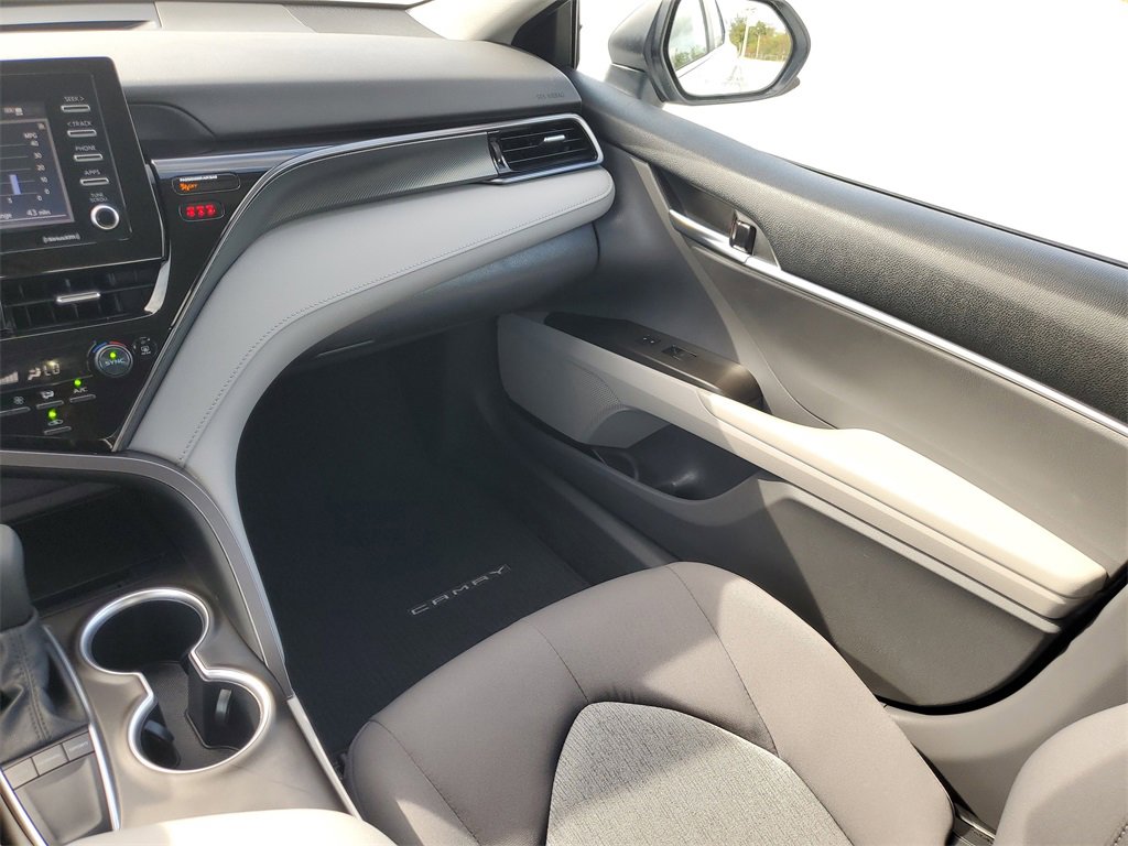 Used 2023 Toyota Camry LE image 24