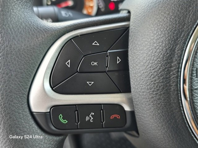 Used 2023 Jeep Renegade Latitude image 21