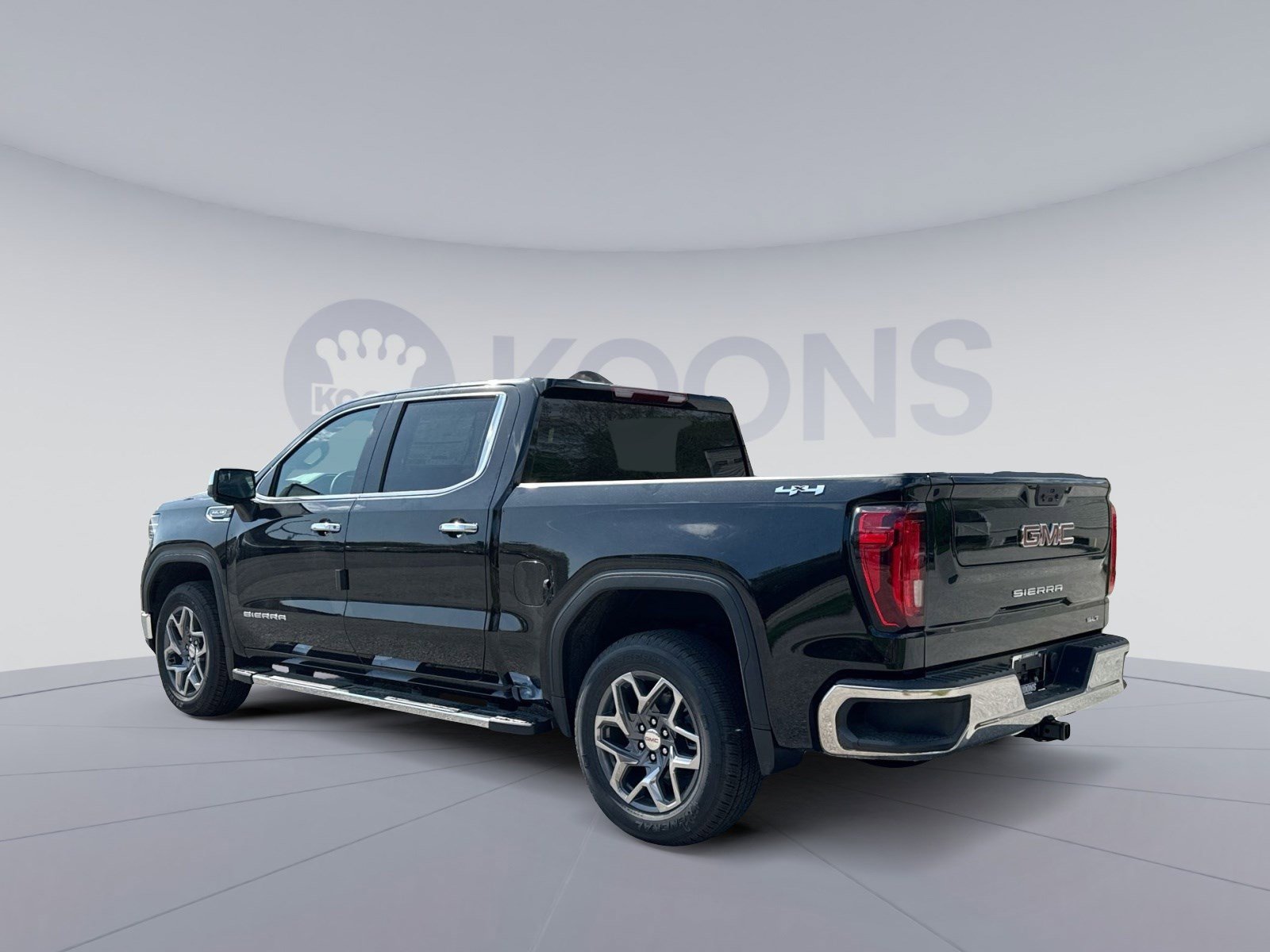 New 2026 GMC Sierra 1500 SLT w/ SLT Premium Package image 4