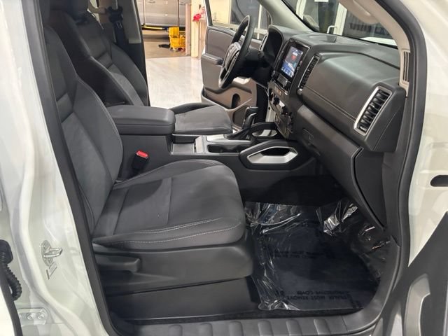 Used 2024 Nissan Frontier SV w/ Technology Package AWD/4WD image 38