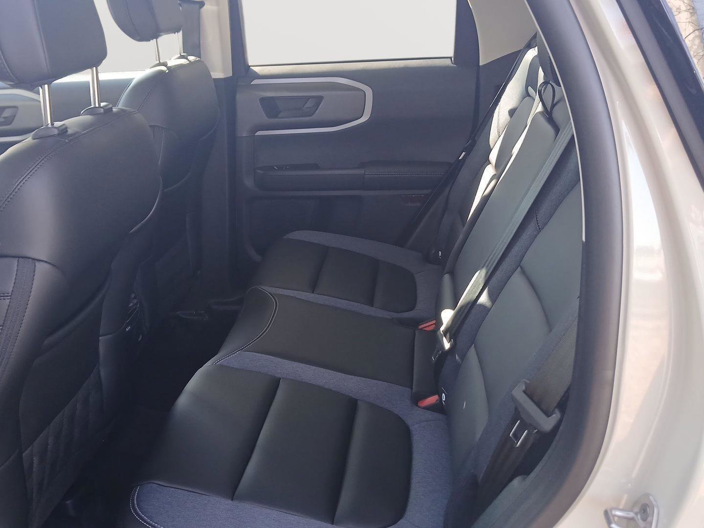 New 2025 Ford Bronco Sport Outer Banks image 24