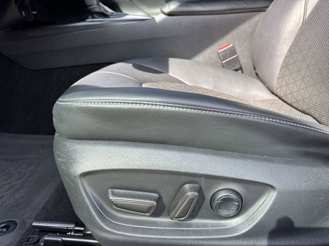 Used 2022 Toyota Camry XSE w/ Navigation Package FWD image 12