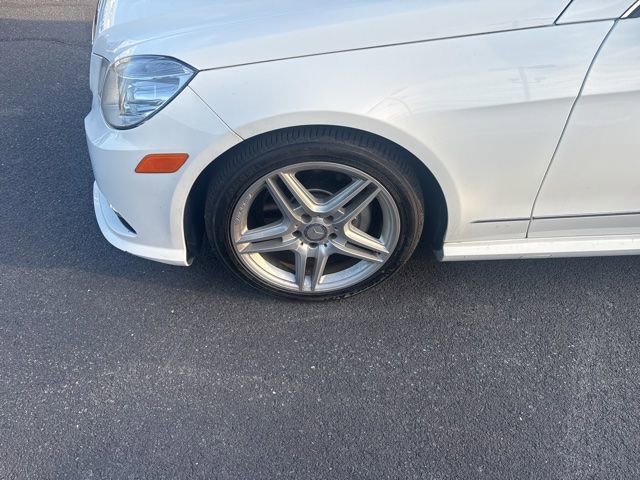 Used 2013 Mercedes-Benz E 350 4MATIC Sedan image 13