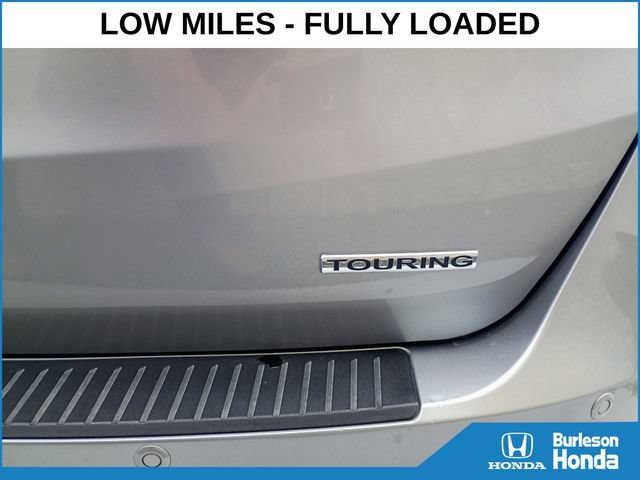 Used 2025 Honda Odyssey Touring image 9