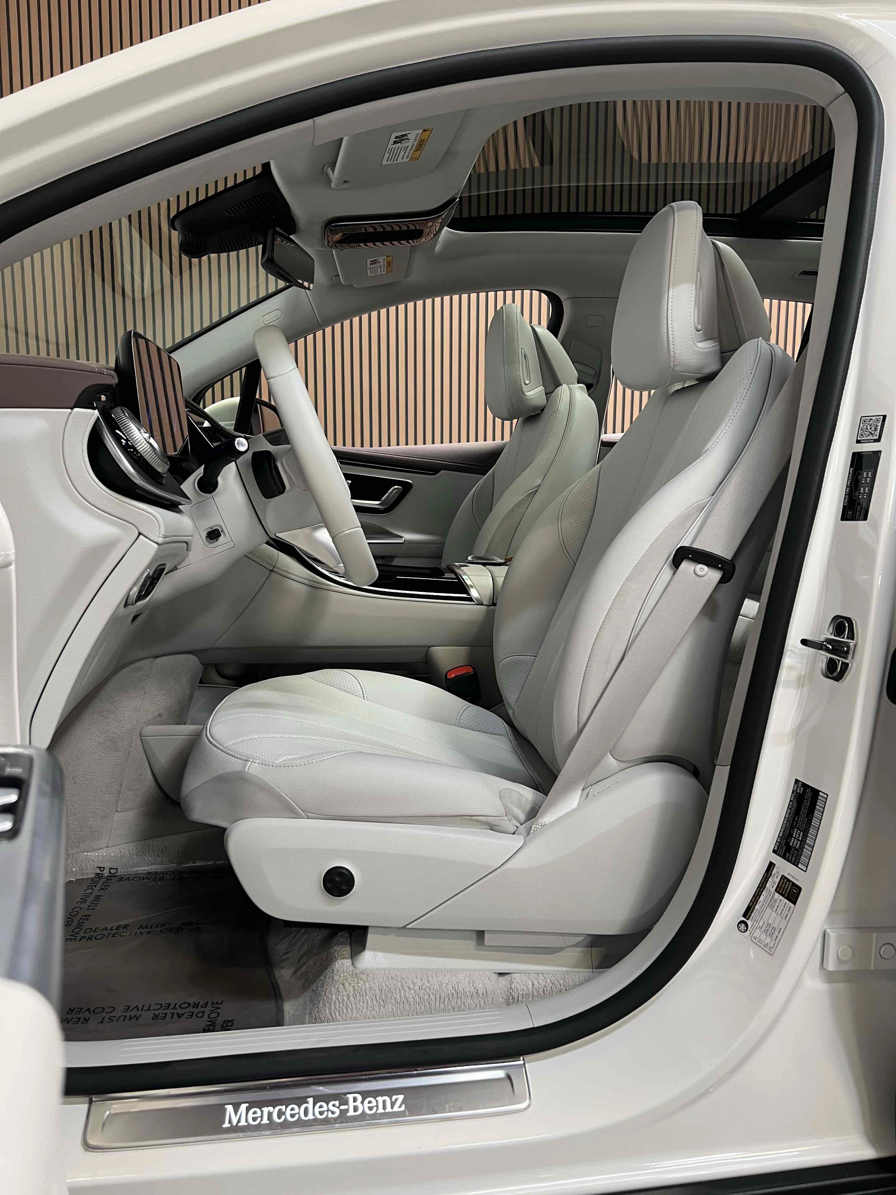 Used 2023 Mercedes-Benz EQE 350+ SUV w/ AMG Line Exterior Package image 39