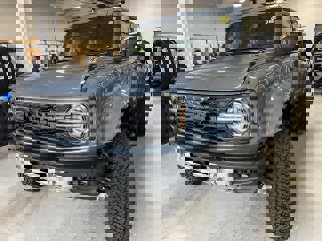 New 2025 Ford Bronco Raptor w/ Interior Carbon Fiber Pack AWD/4WD image 3