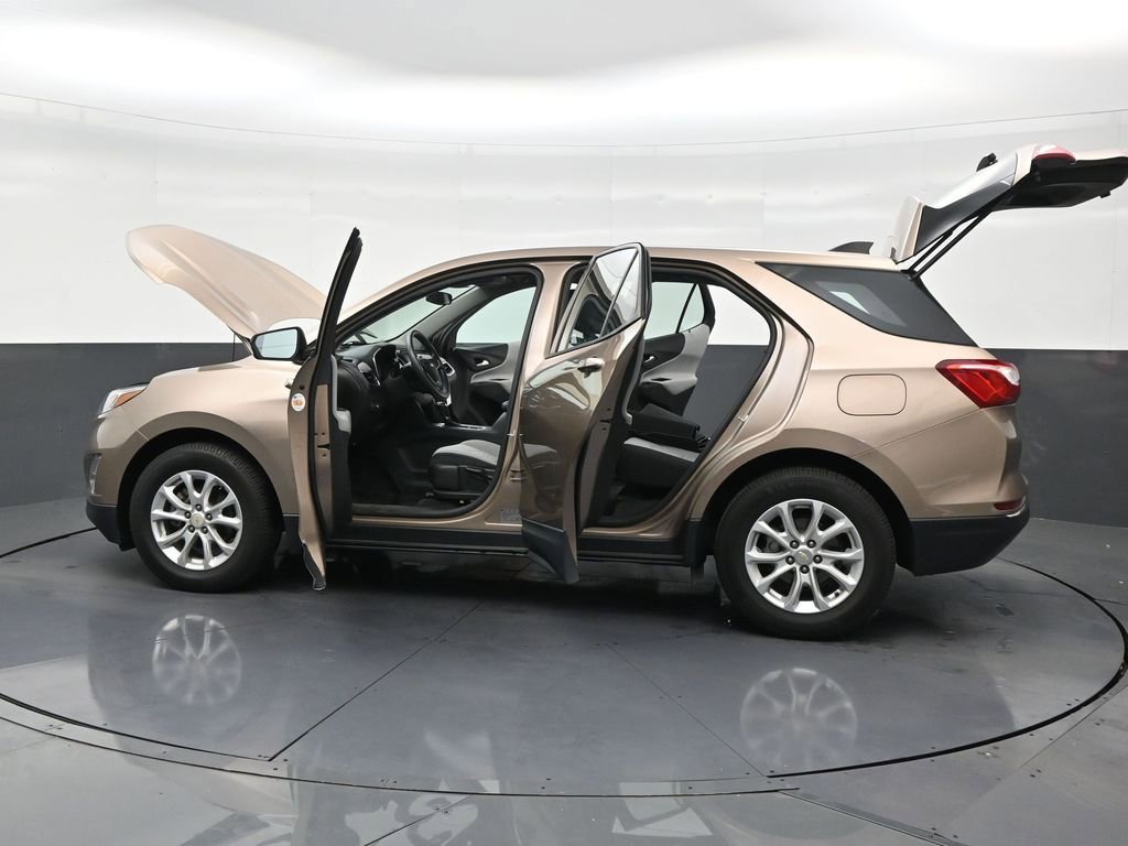 Used 2018 Chevrolet Equinox LS image 30
