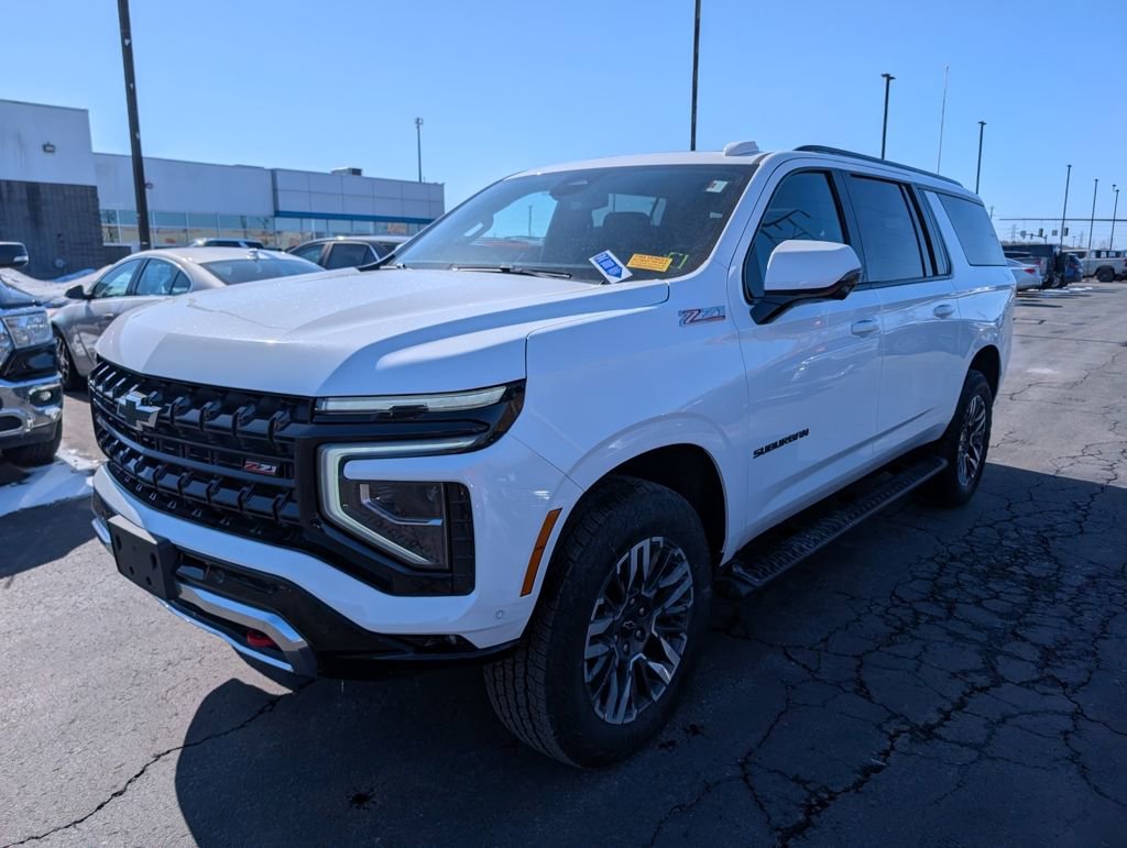 Used 2026 Chevrolet Suburban Z71 w/ Comfort Package image 4