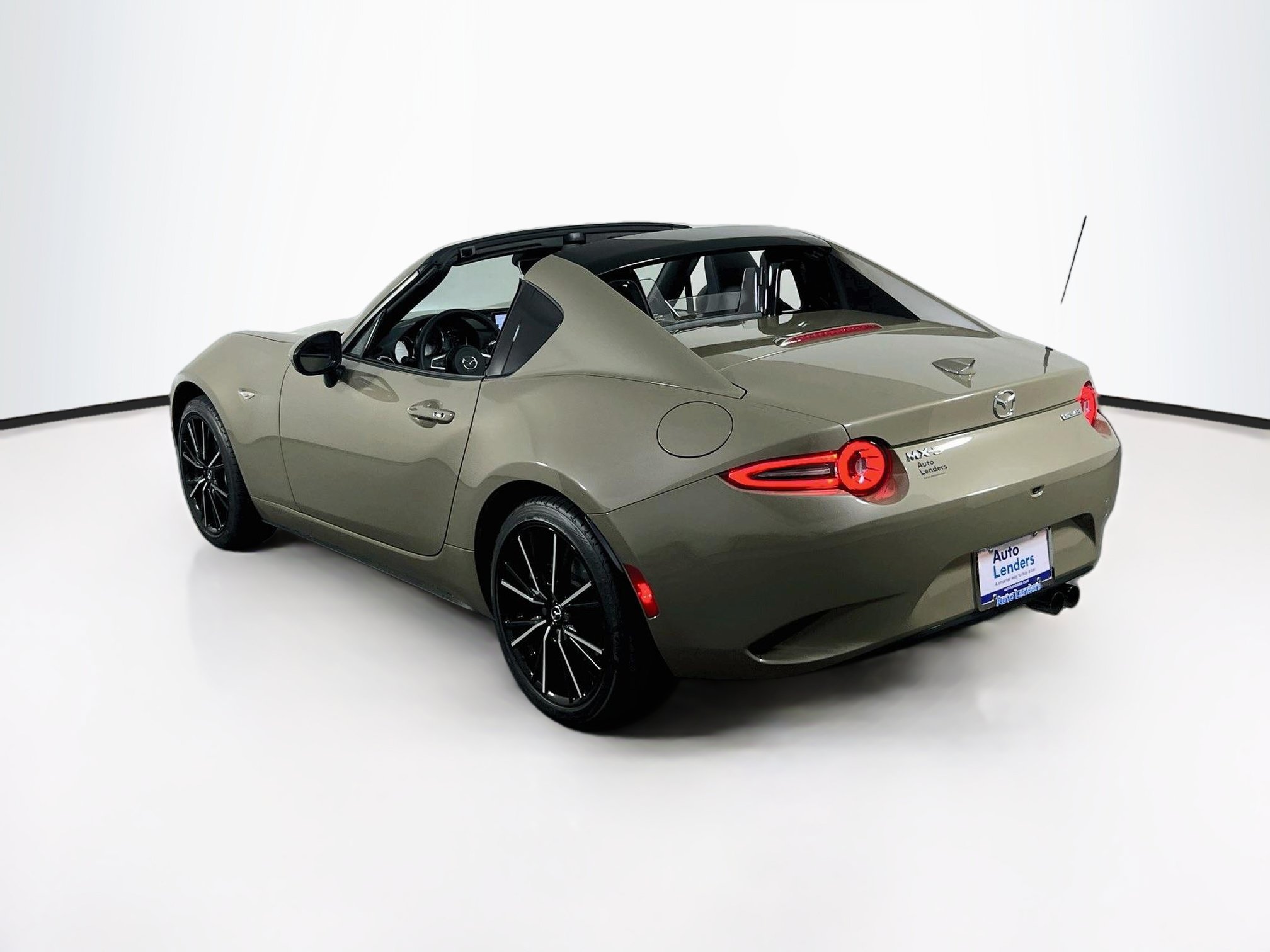 Used 2024 MAZDA MX-5 Miata RF Grand Touring RWD image 7