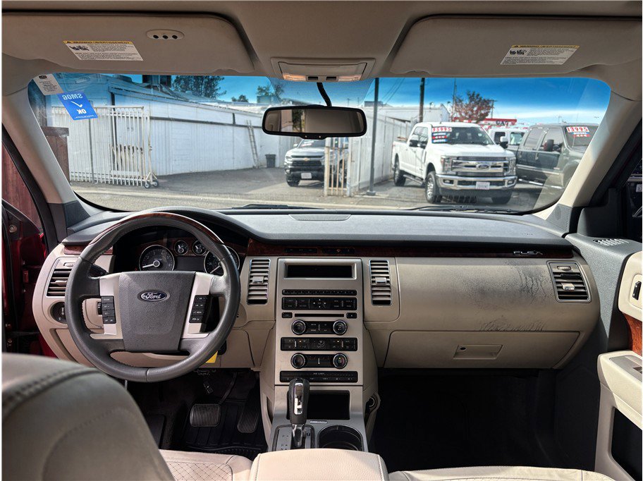 Used 2009 Ford Flex Limited image 11