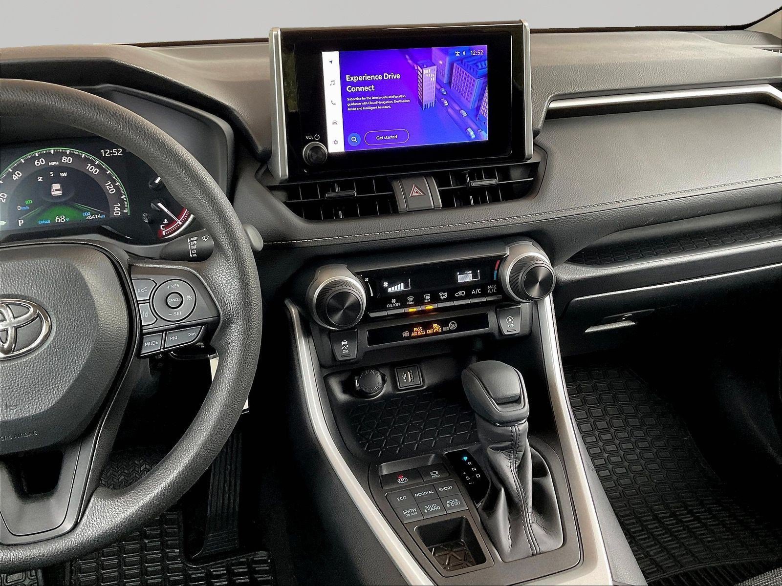 Used 2023 Toyota RAV4 LE AWD/4WD image 9