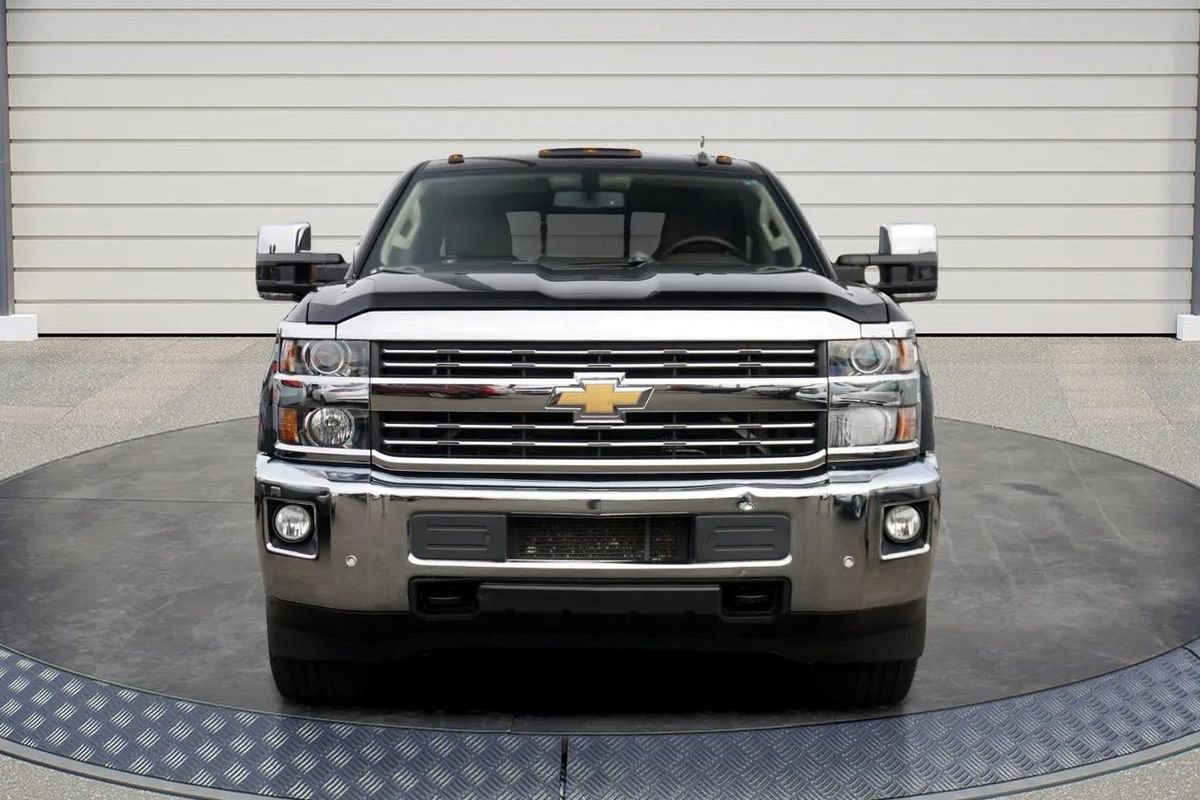 Used 2016 Chevrolet Silverado 2500 LTZ w/ Duramax Plus Package image 2