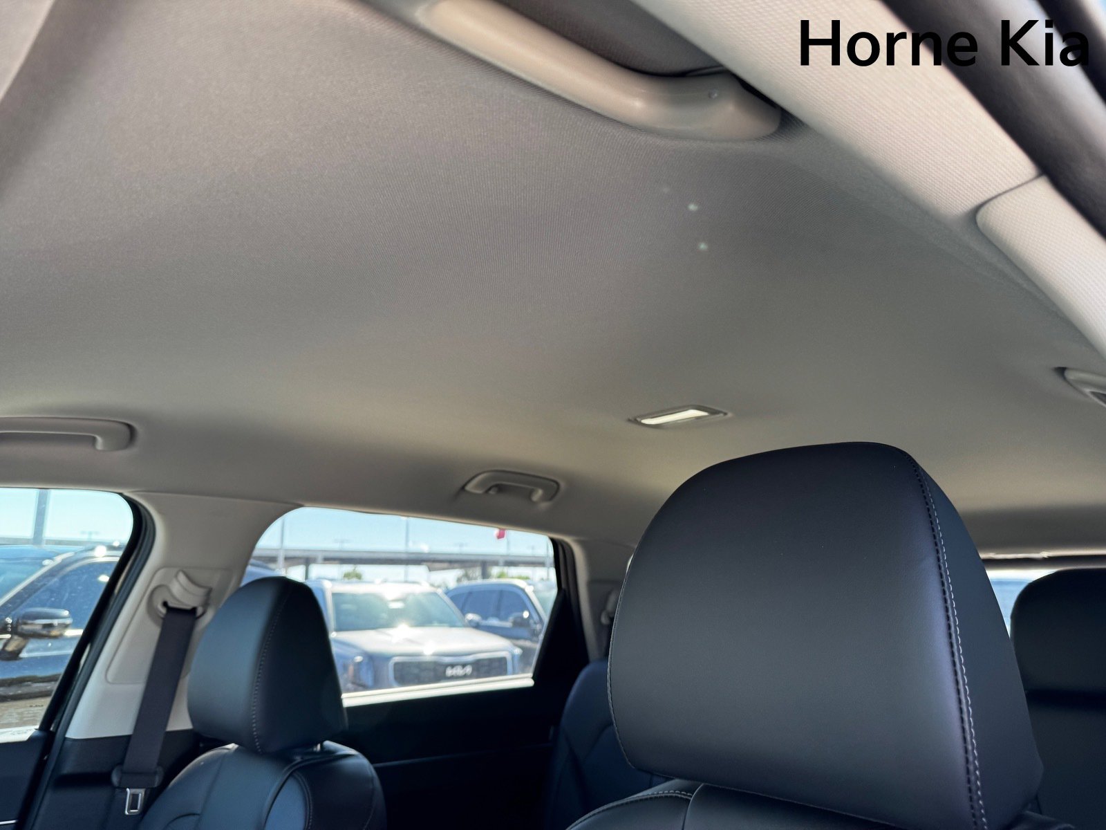 New 2025 Kia Sorento EX image 18