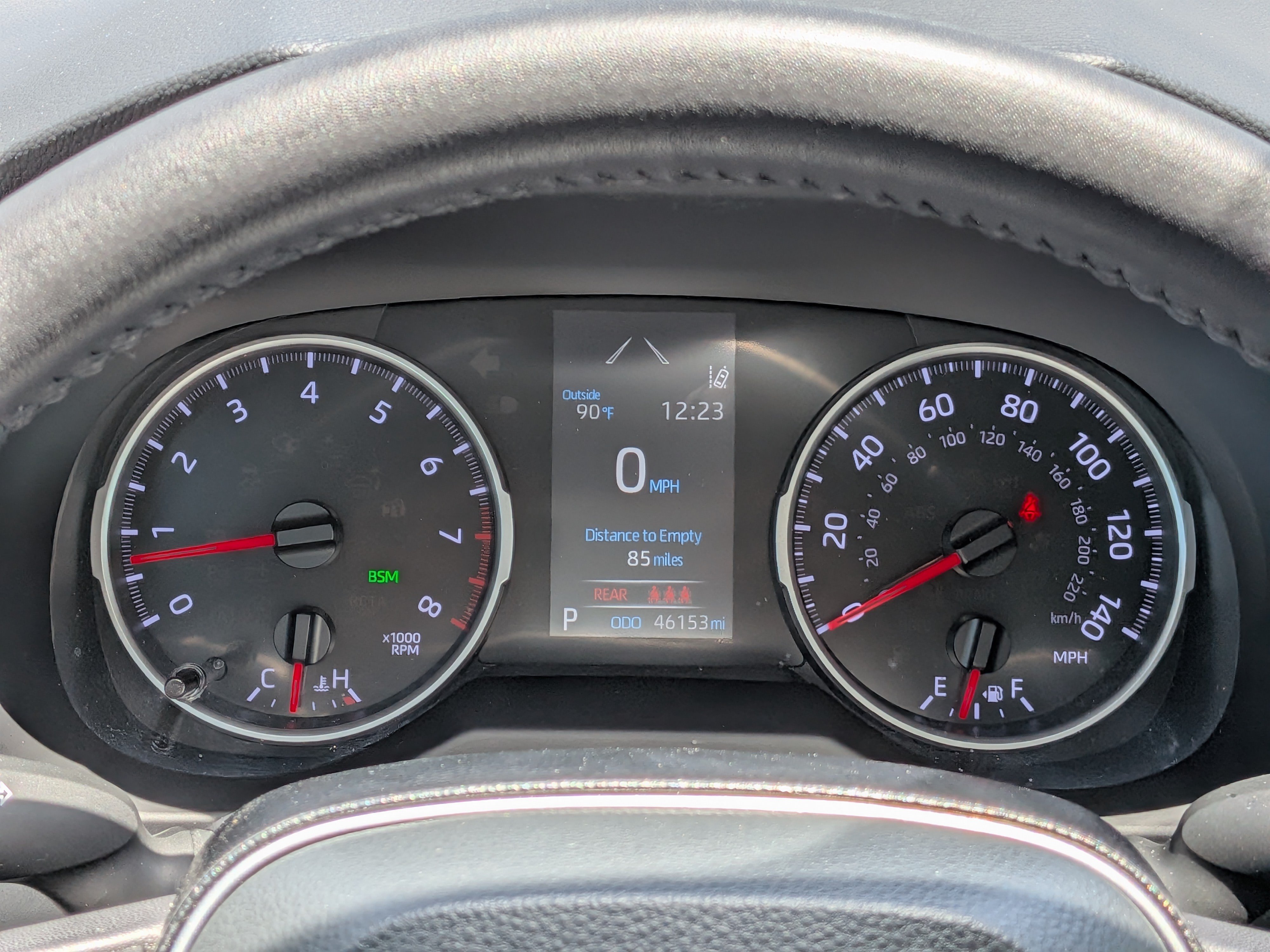 Used 2021 Toyota RAV4 XLE Premium FWD image 28