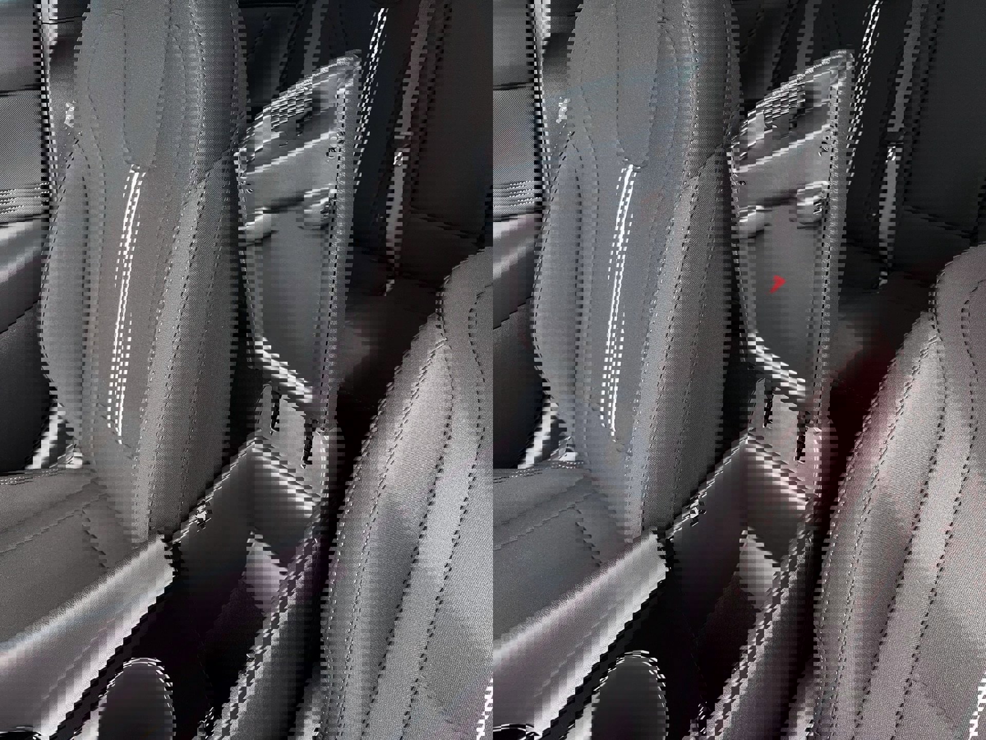 New 2026 Hyundai Elantra SEL Sport image 18