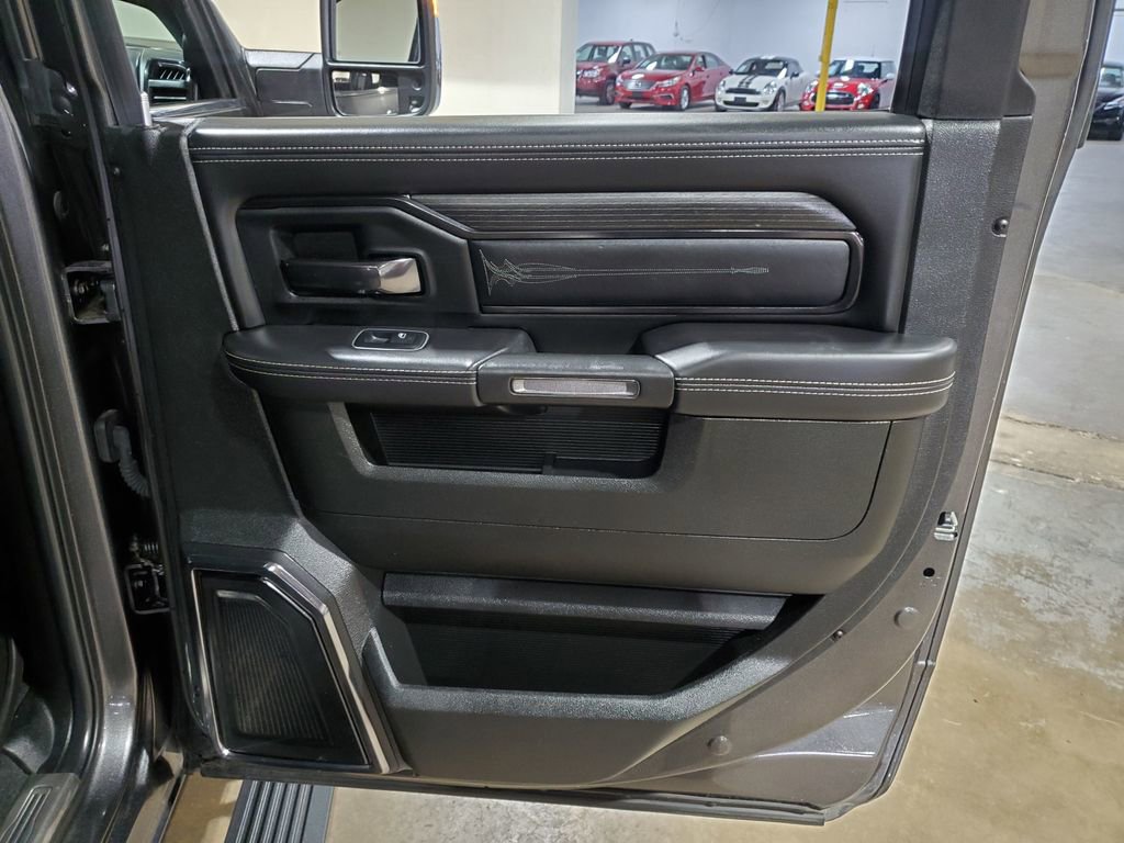 Used 2023 RAM 2500 Limited image 21
