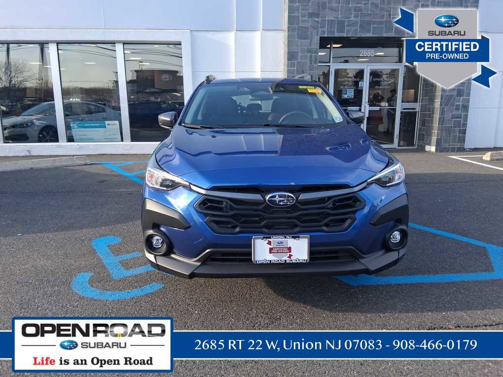 Used 2025 Subaru Crosstrek 2.0i Premium AWD/4WD image 2