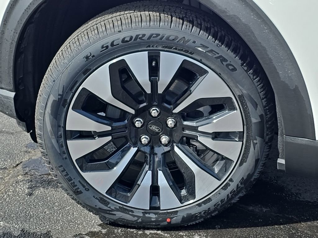 New 2026 Ford Explorer Platinum w/ LUX Leather Package image 62