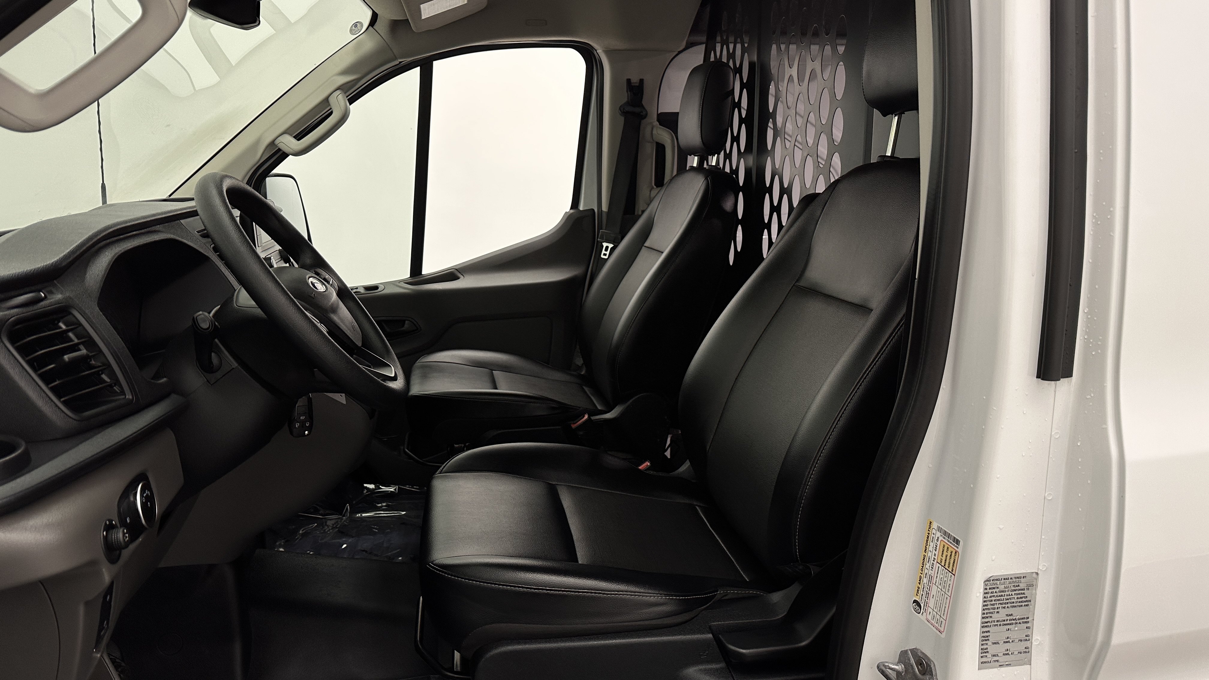 Used 2025 Ford Transit 250 Low Roof w/ Exterior Upgrade Package RWD image 11