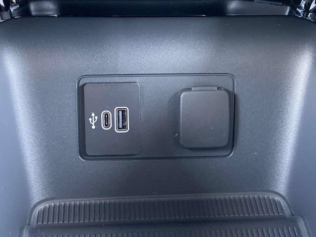 New 2026 Ford Explorer Platinum w/ LUX Leather Package AWD/4WD image 19