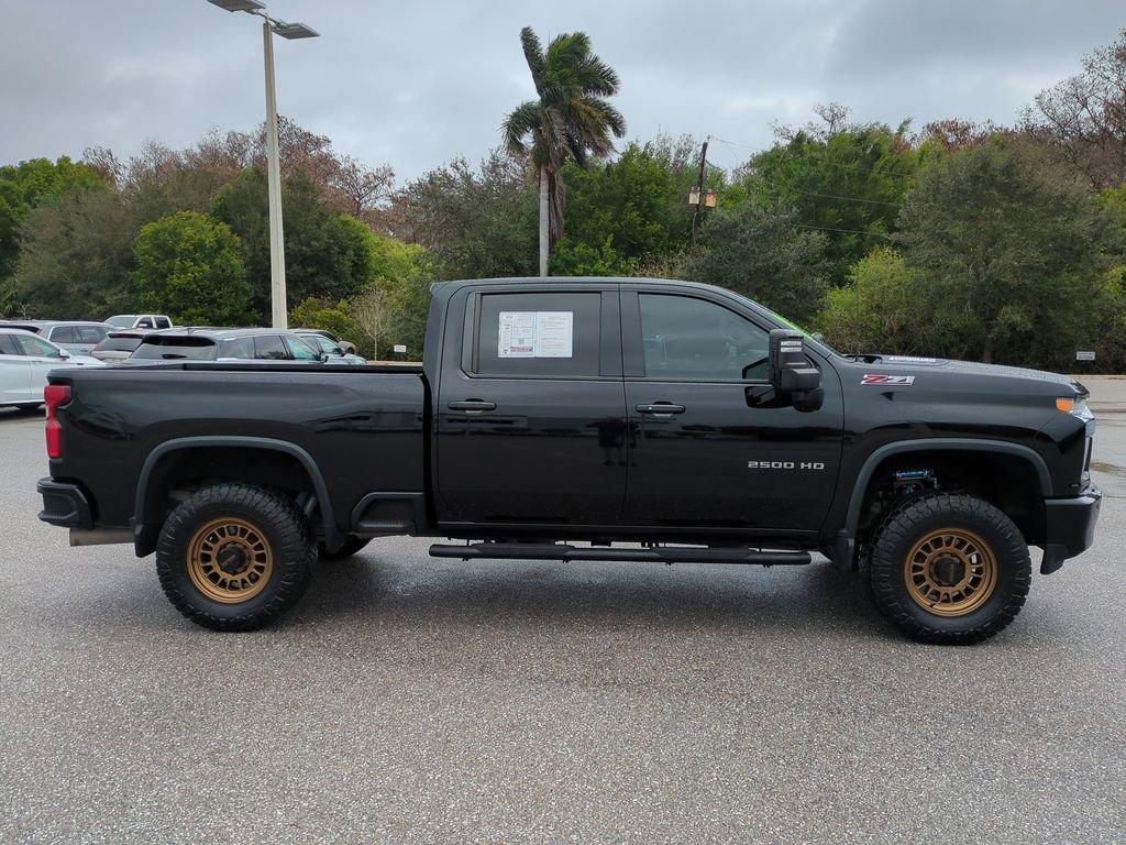 Used 2023 Chevrolet Silverado 2500 LTZ image 3